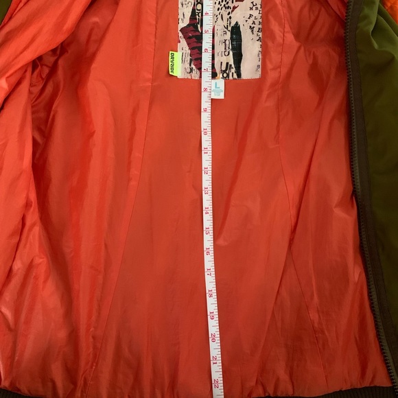 SOLD LAMB X Burton snowboarding/ski jacket in Olive and Orange - Picture 6 of 6